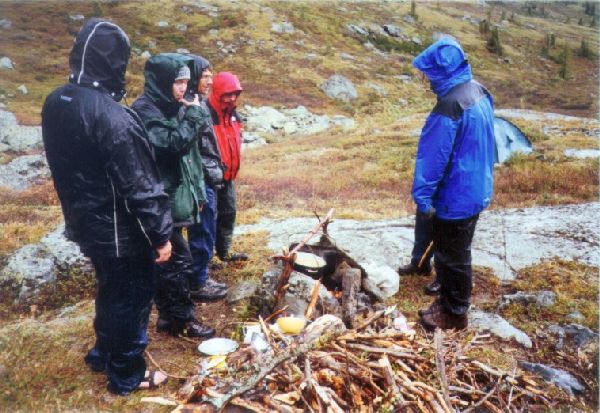 Suppe kochen bei Windstaerke 8 und Dauerregen
